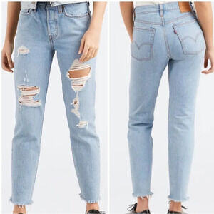 LEVI’s Premium Wedgie Icon Fit Collateral Damage Distressed Raw Hem Jeans